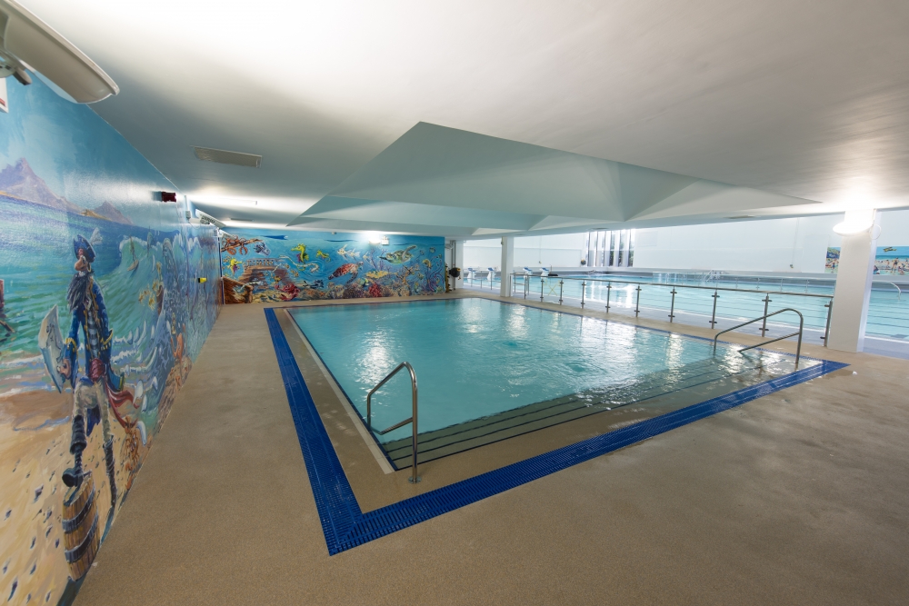Swimming Pools in Cornwall and Redruth Carn Brea Leisure Centre